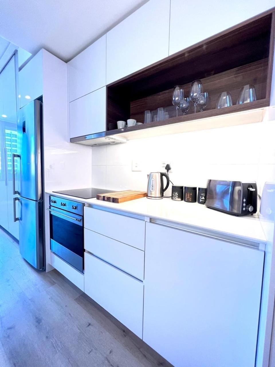 Skyline Views Stylish Studio With Pool, Parking No Load Shedding كيب تاون المظهر الخارجي الصورة